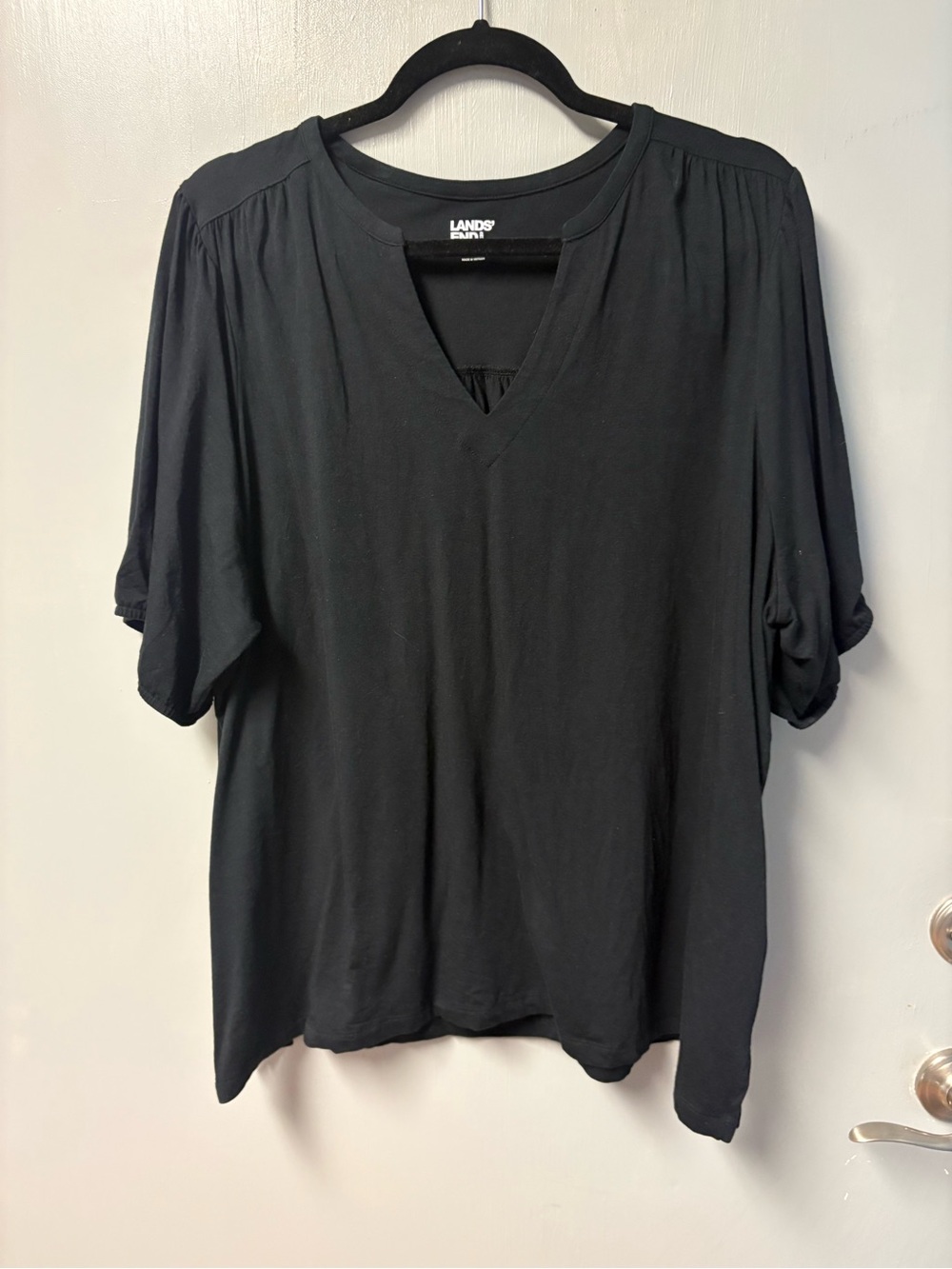Lands' End Women's Black V-Neck Relaxed Top Size 2x